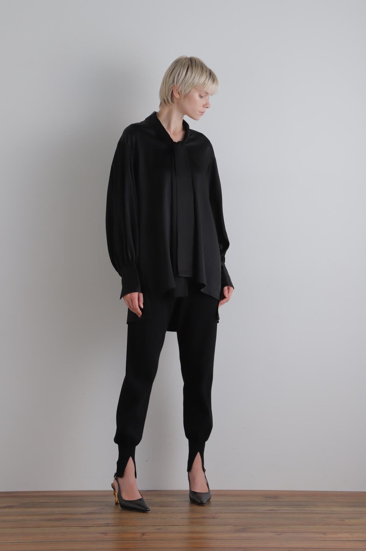 クラシックサテンブラウス | LE PHIL（ル フィル） ｜【公式】通販mix