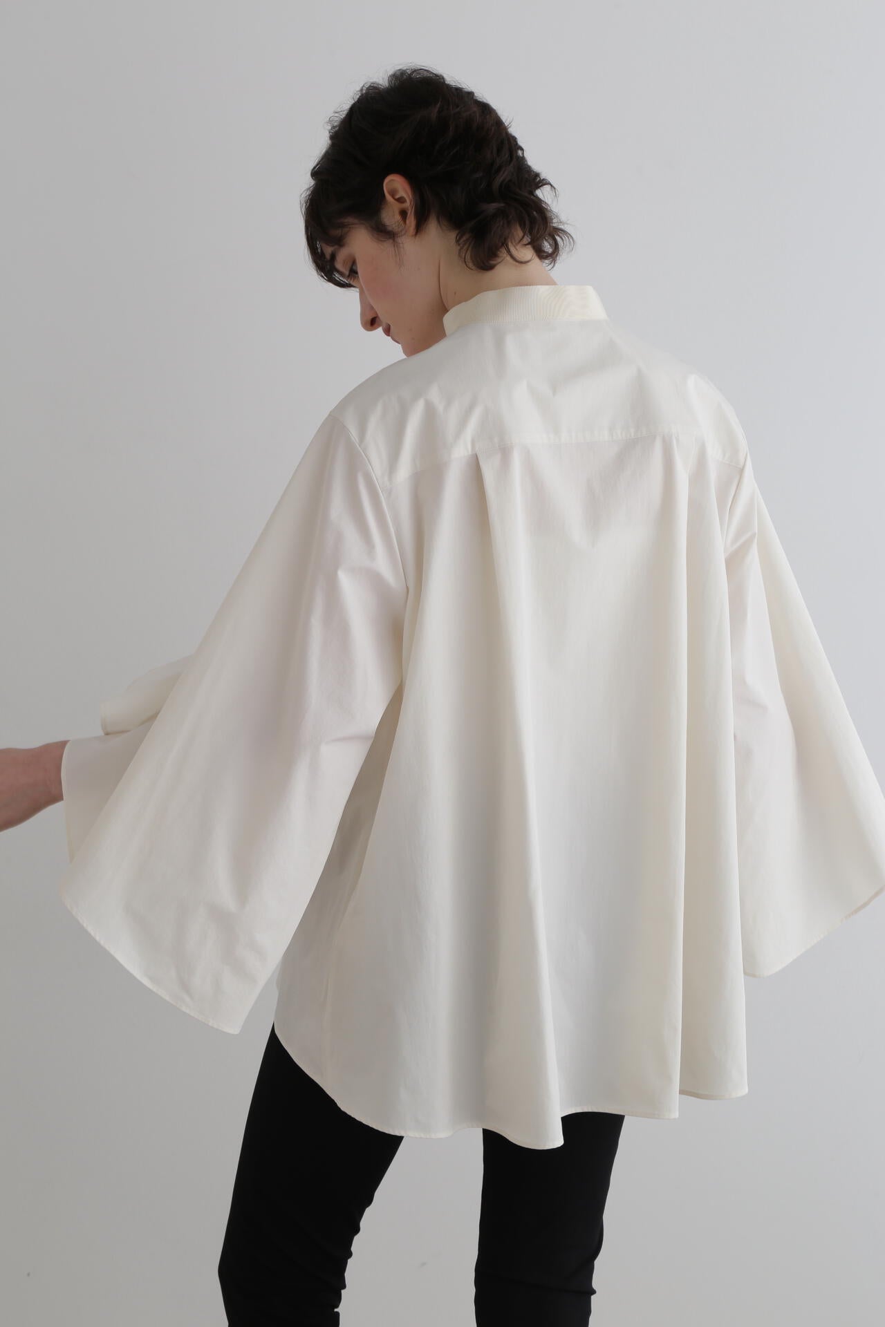 ラッフルスリーブブロードブラウス | LE PHIL（ル フィル） ｜【公式