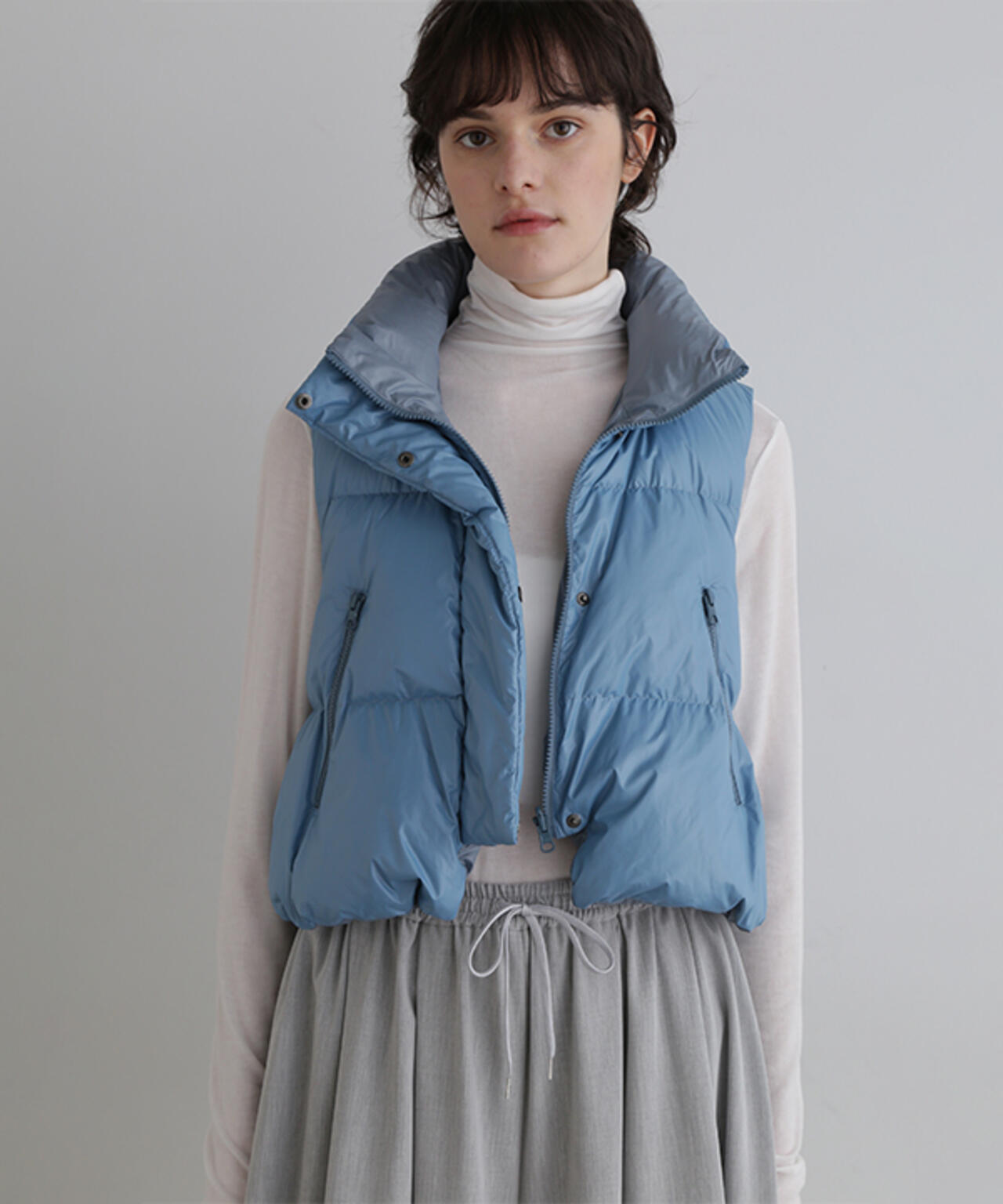 リバーシブルボリュームダウンベスト