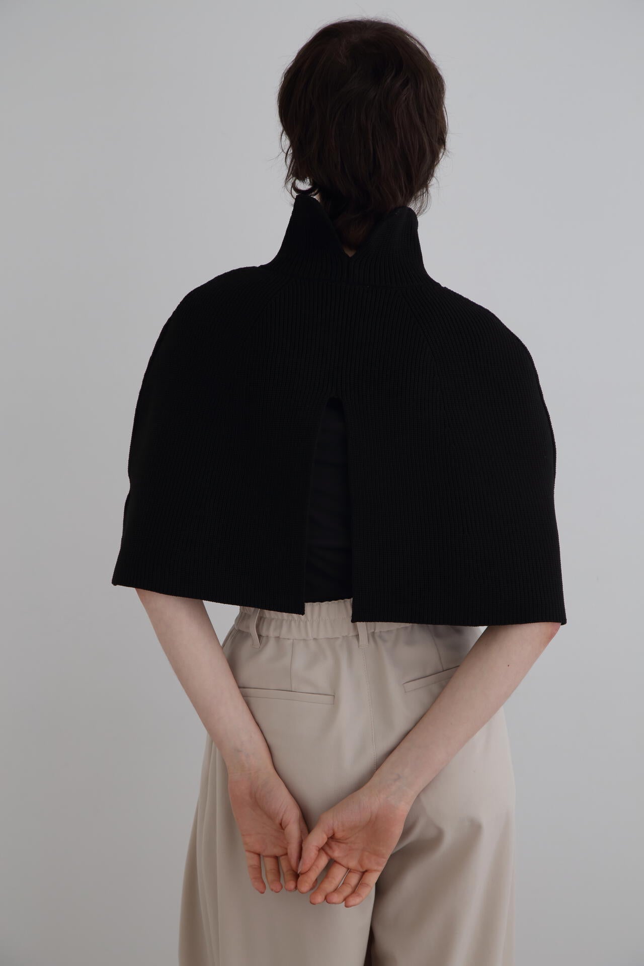 LE PHIL】2023年 スポンディッシュツイルケープ ポンチョ コート 2026