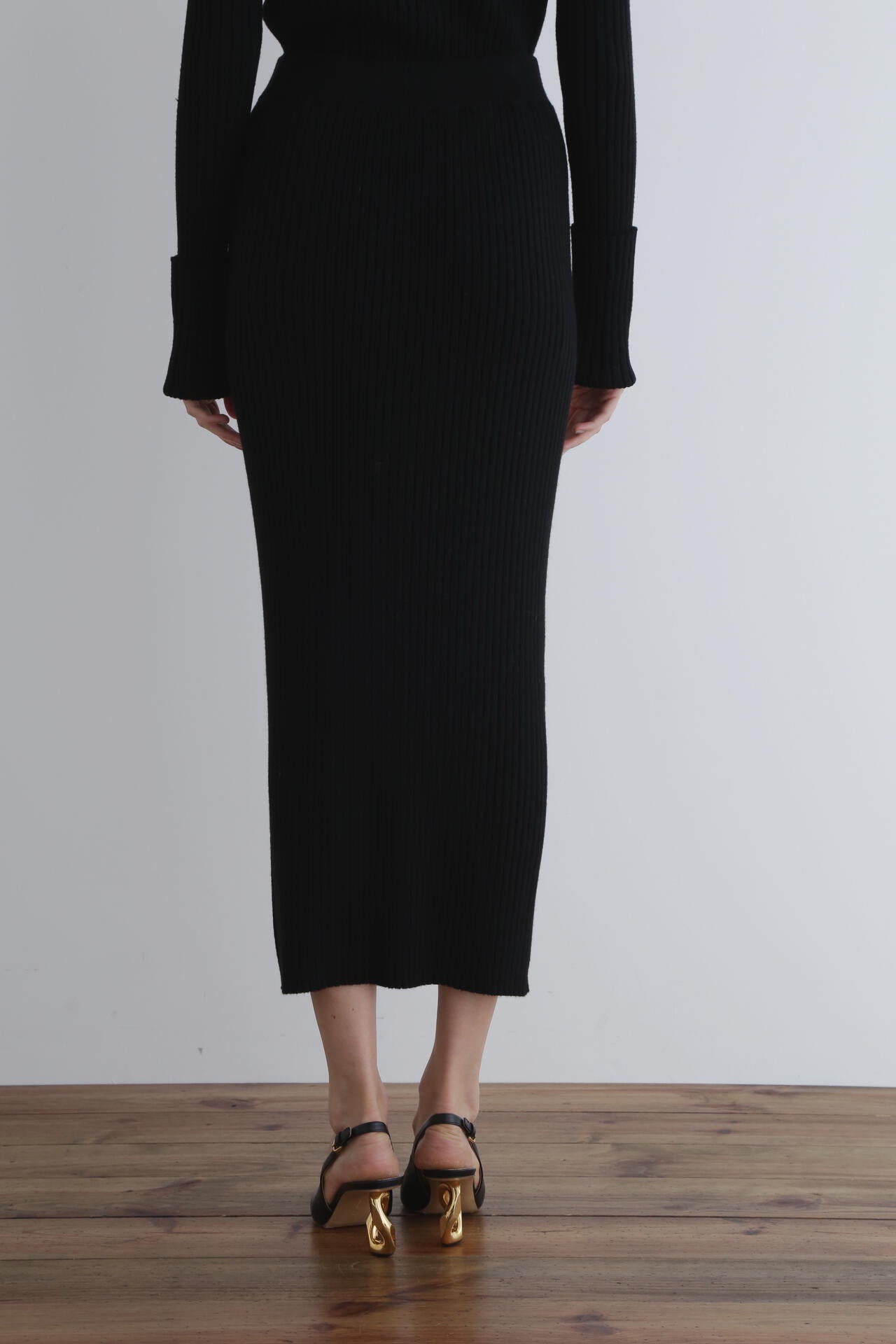 極美品 25aw ルフィル ワイドリブニットスカート ブラック タイト ロング ワイドリブニットスカート | LE PHIL（ル フィル） ｜【公式】通販mix