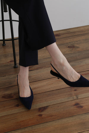 a301f75b-78bd-51c4-a8a1-b2865aba95cf_Image