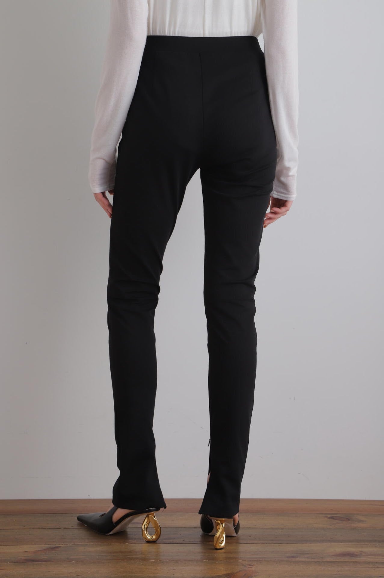 b6f1a853-f7cd-57a7-abbf-b3cf1fb3df02_Image