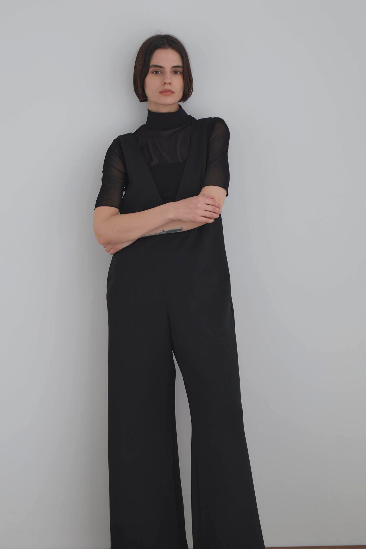 LE PHIL ルフィル 新品タグ付 スキューバジャージー サロペット パンツ LE PHIL ルフィル 新品タグ付 スキューバジャージー サロペット パンツ