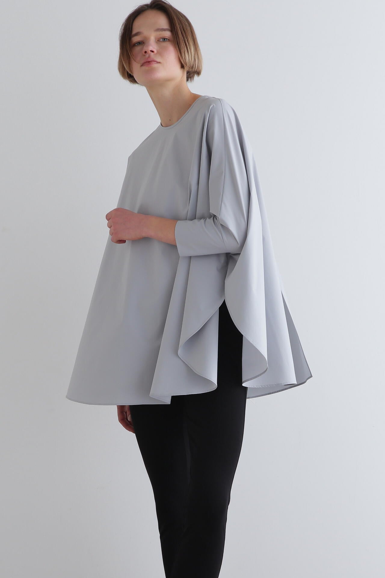 サークルオーバーブラウス | LE PHIL（ル フィル） ｜【公式