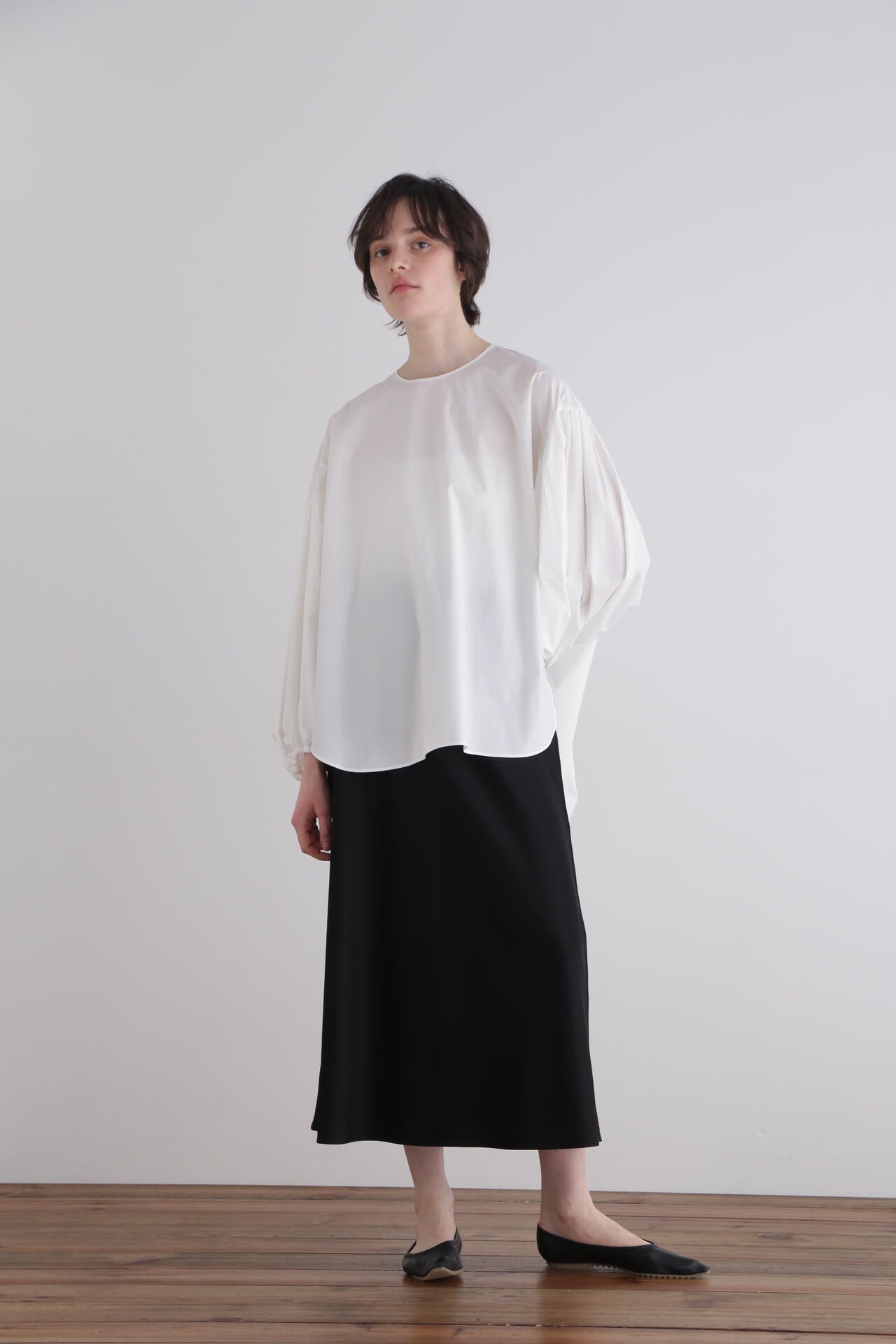 SOLOTEXギャザーブラウス | LE PHIL（ル フィル） ｜【公式】通販mix