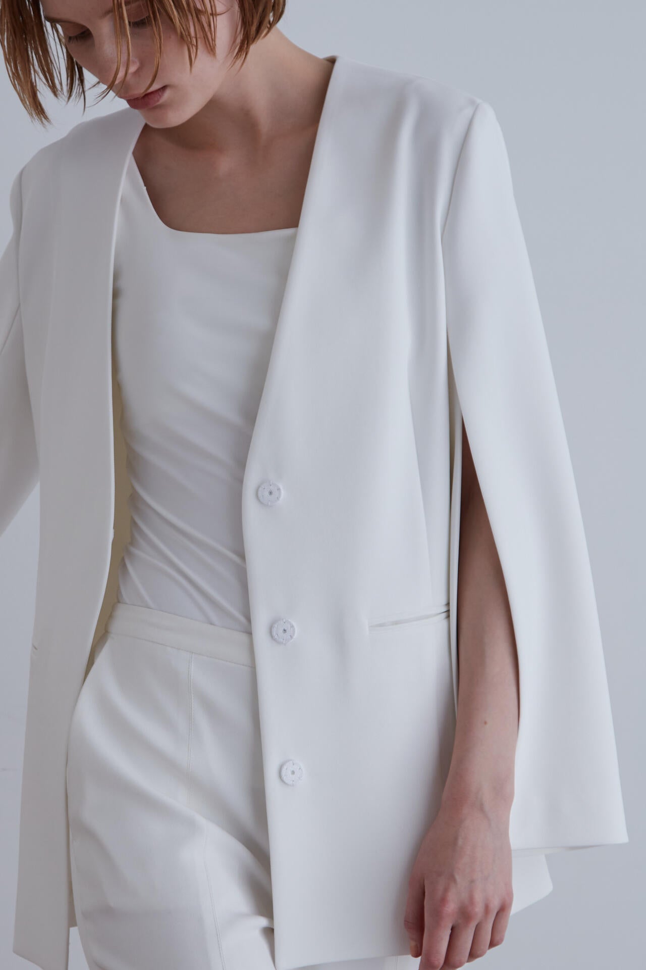 極美品✨LE PHIL ルフィル 2WAYツイルスリットジャケット 2WAYツイルスリットジャケット（ノーカラージャケット）｜LE