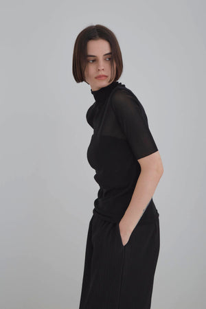 f9b88eb6-8d34-5782-8fc9-c6cdaff9d61a_Image