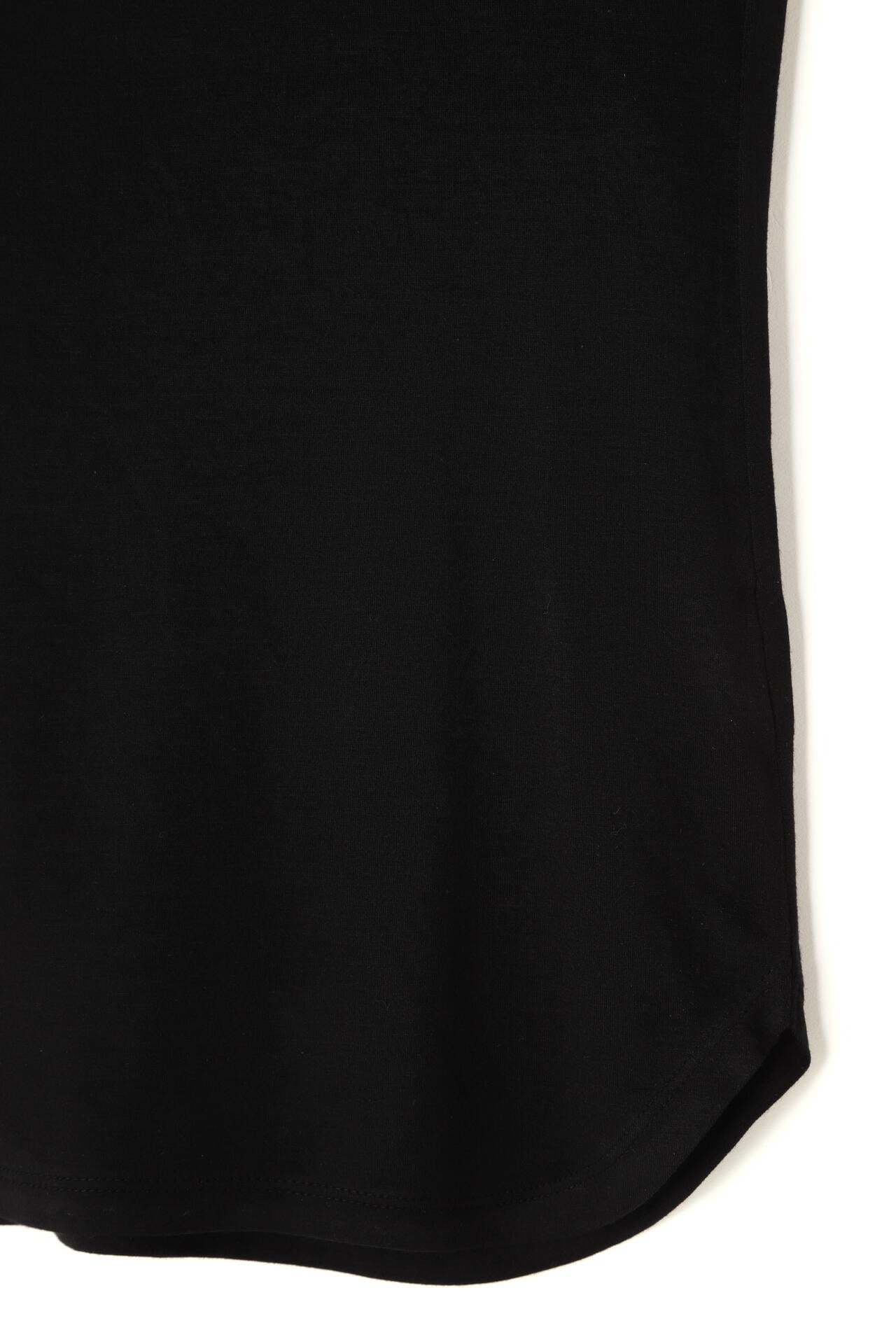 カップインワンショルダートップ