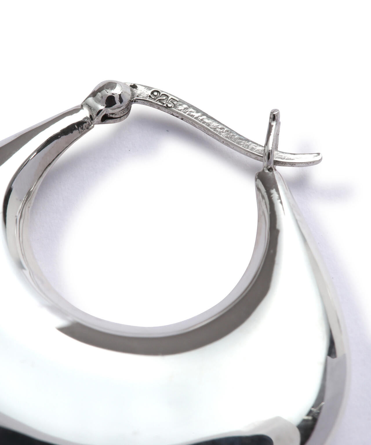 【JAMIRAY / ジャミレイ】CHANKY HOOP PIERCED EARRINGS