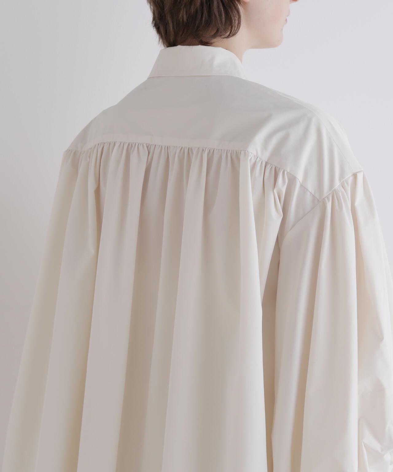 クリスピータフタギャザーブラウス | LE PHIL（ル フィル） ｜【公式