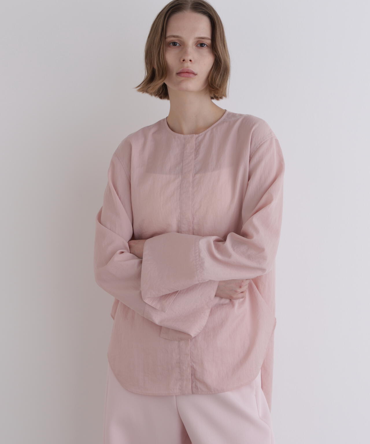 コンパクトナイロンボウタイブラウス | LE PHIL（ル フィル） ｜【公式