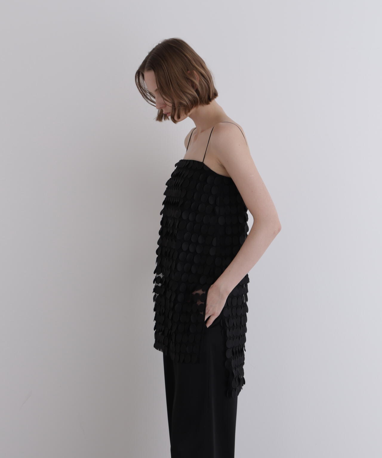 ドットエンブロイダリーレースカップインブラウス