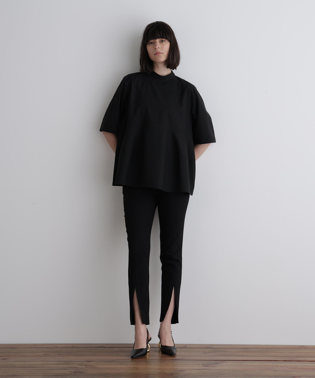 ドライウールハーフスリーブブラウス