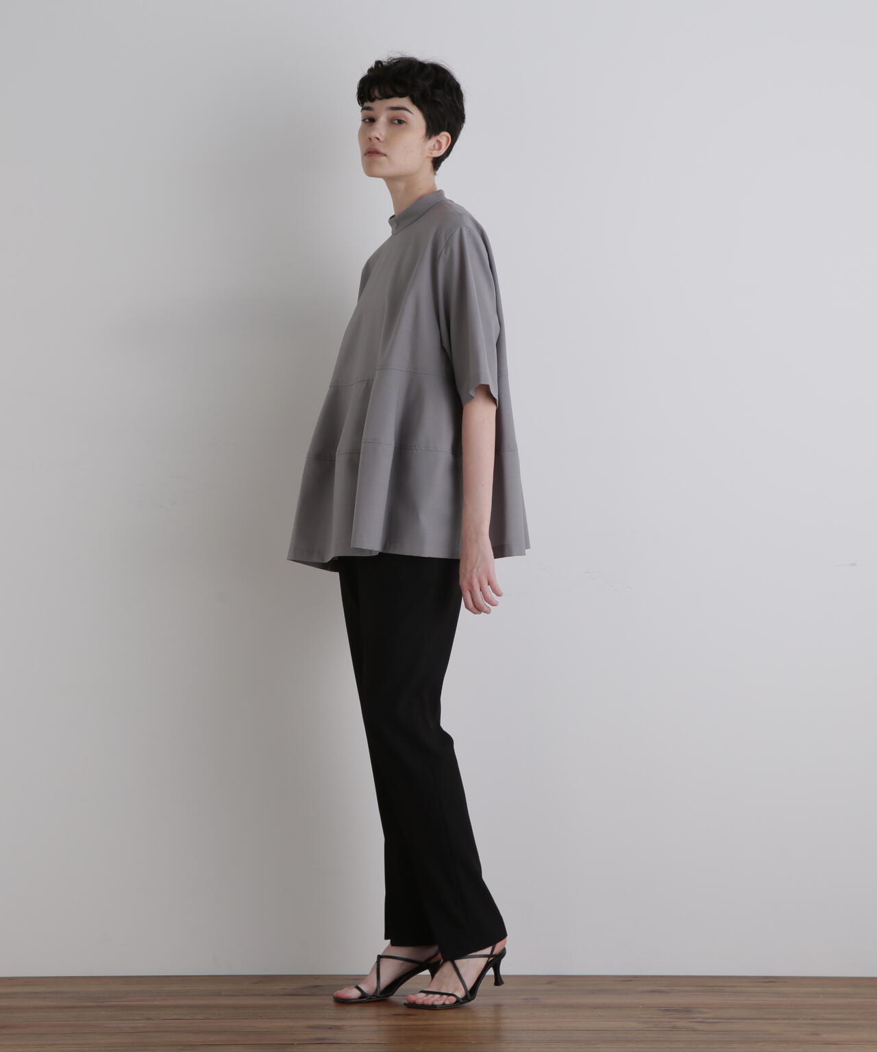 ドライウールハーフスリーブブラウス