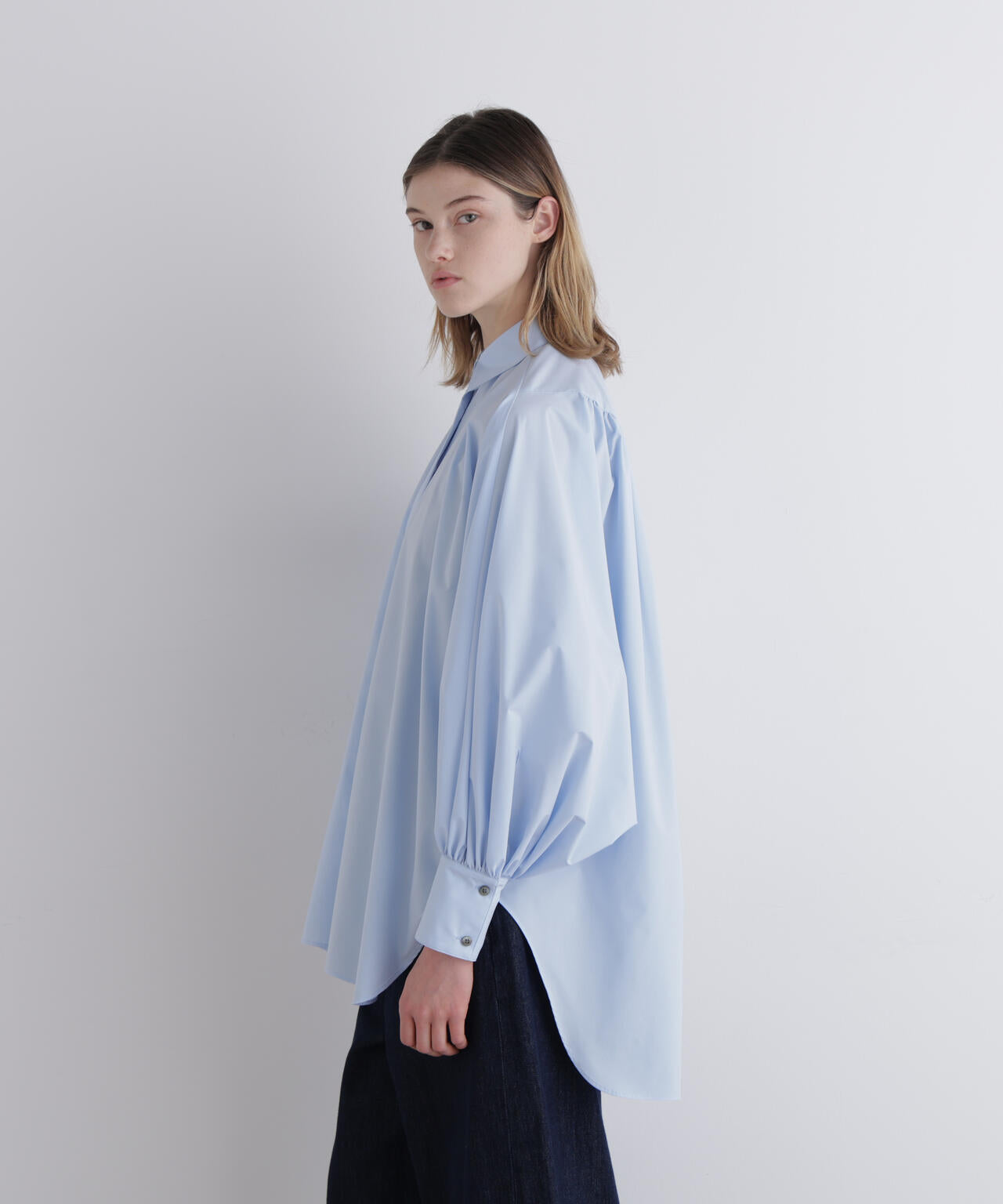 SOLOTEXブロードバックギャザーブラウス | LE PHIL（ル フィル