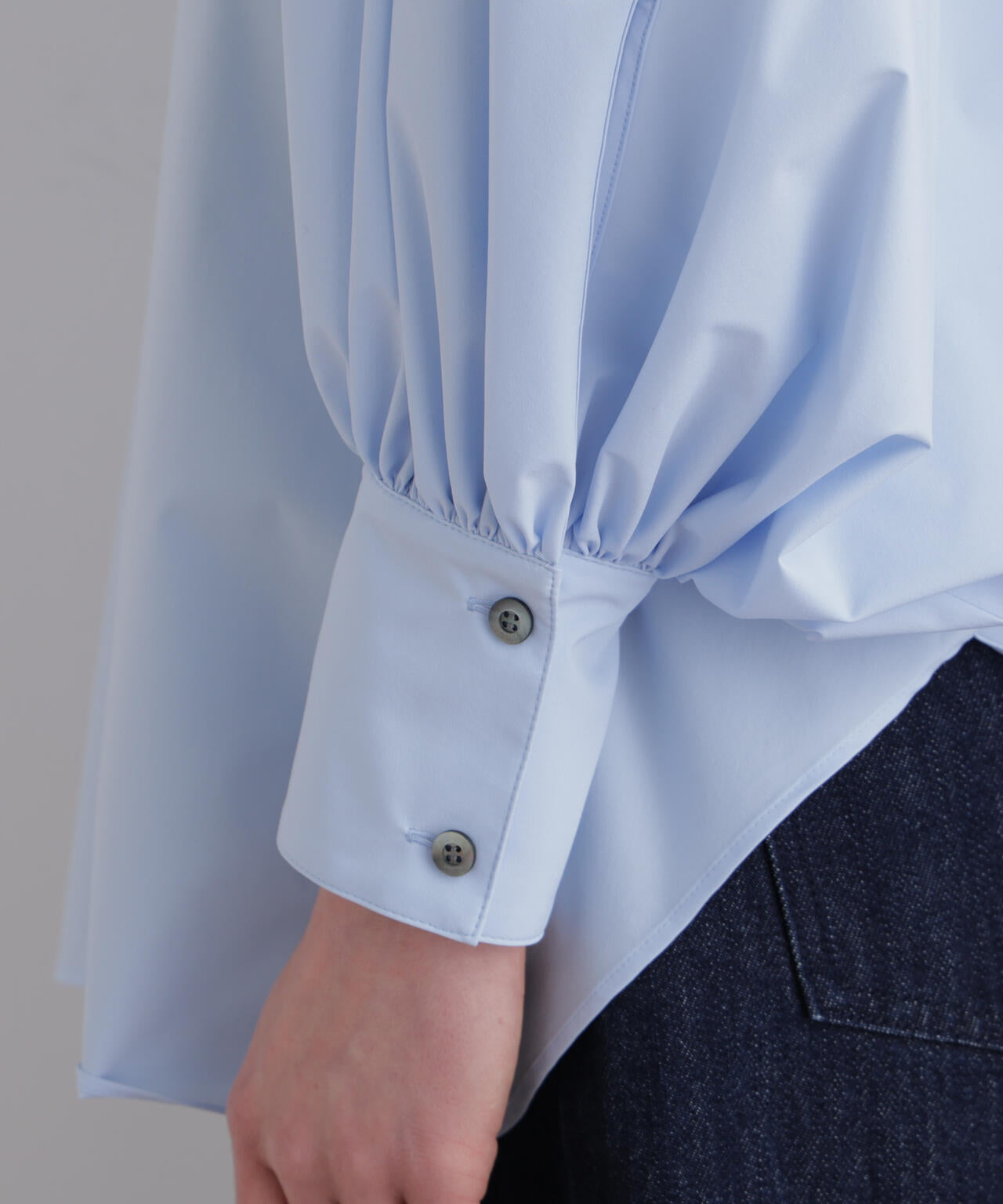 SOLOTEXブロードバックギャザーブラウス | LE PHIL（ル フィル