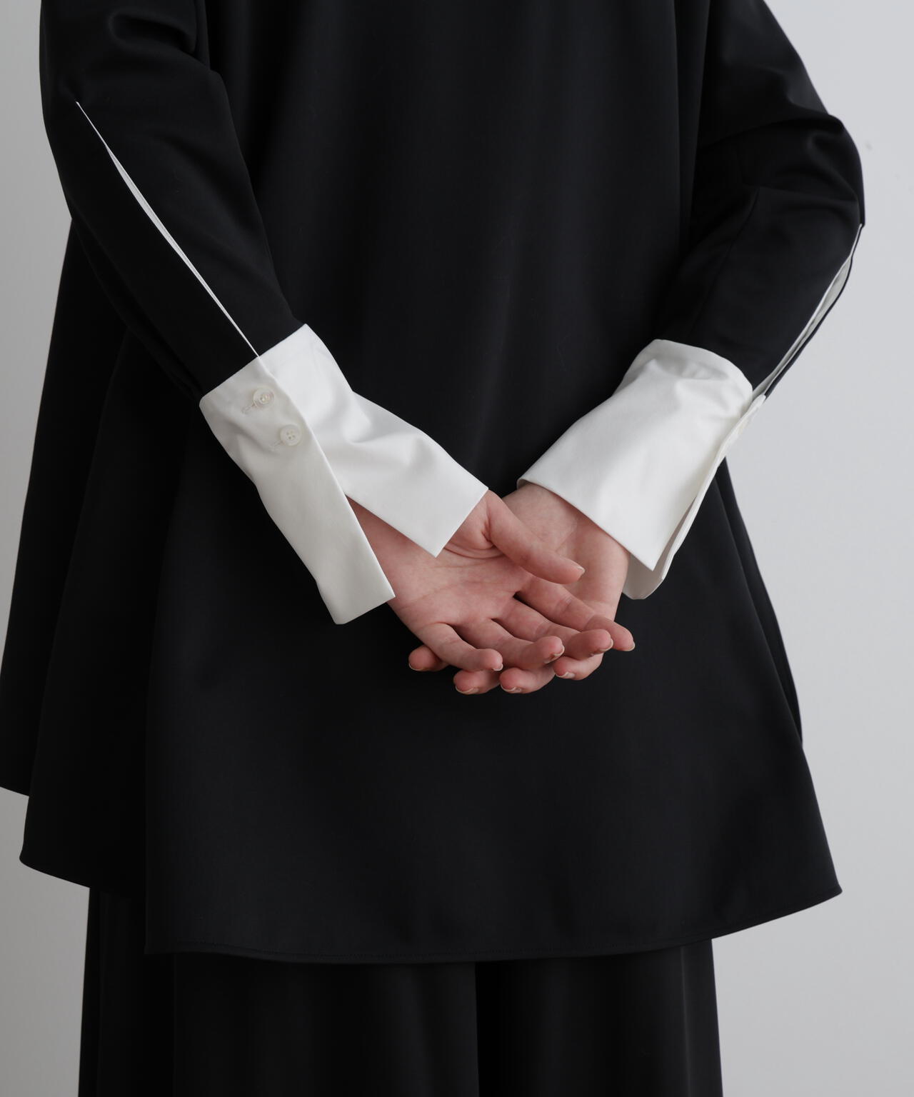 バイカラーテントブラウス