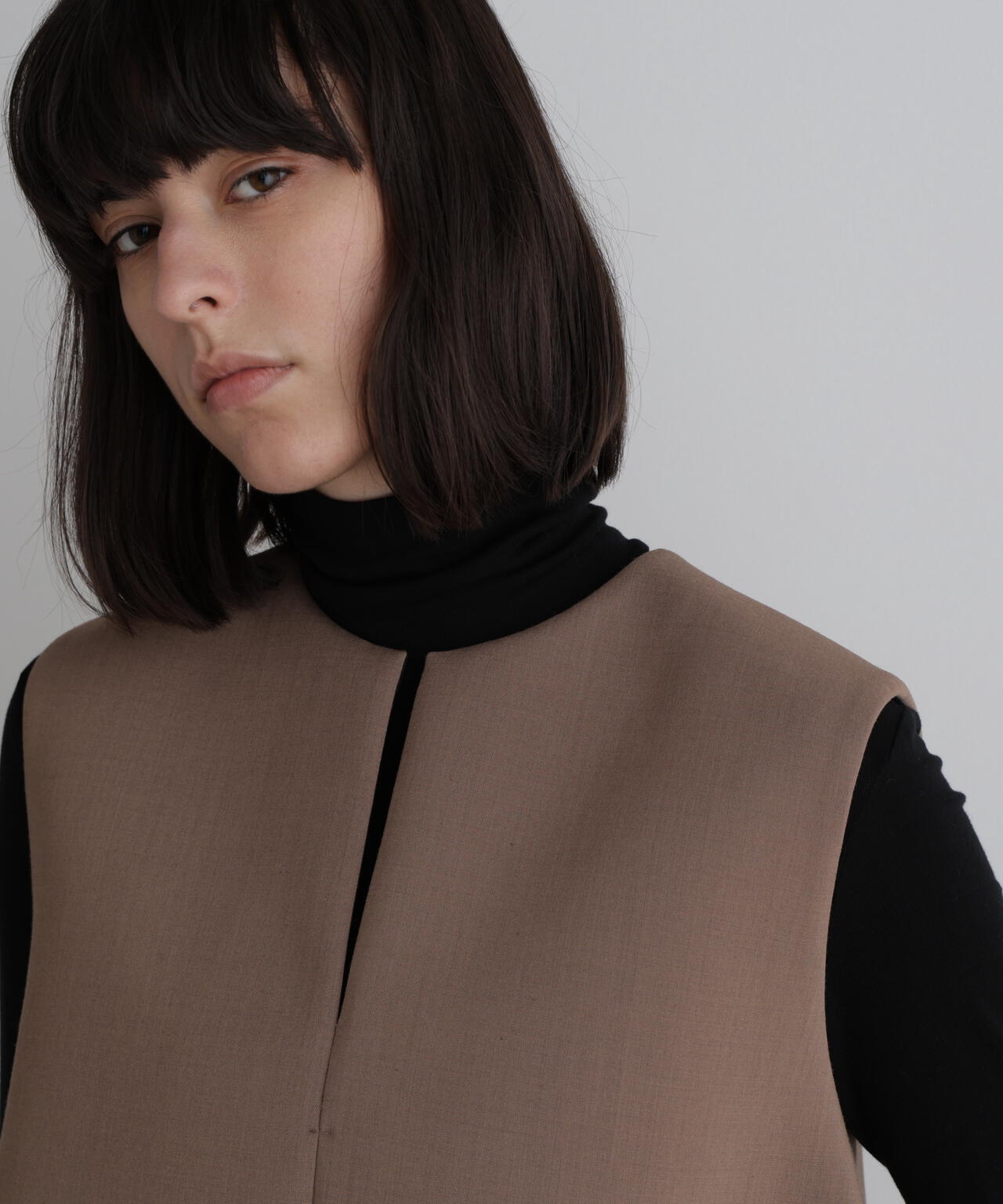 ライトボンディングノースリーブジレブラウス