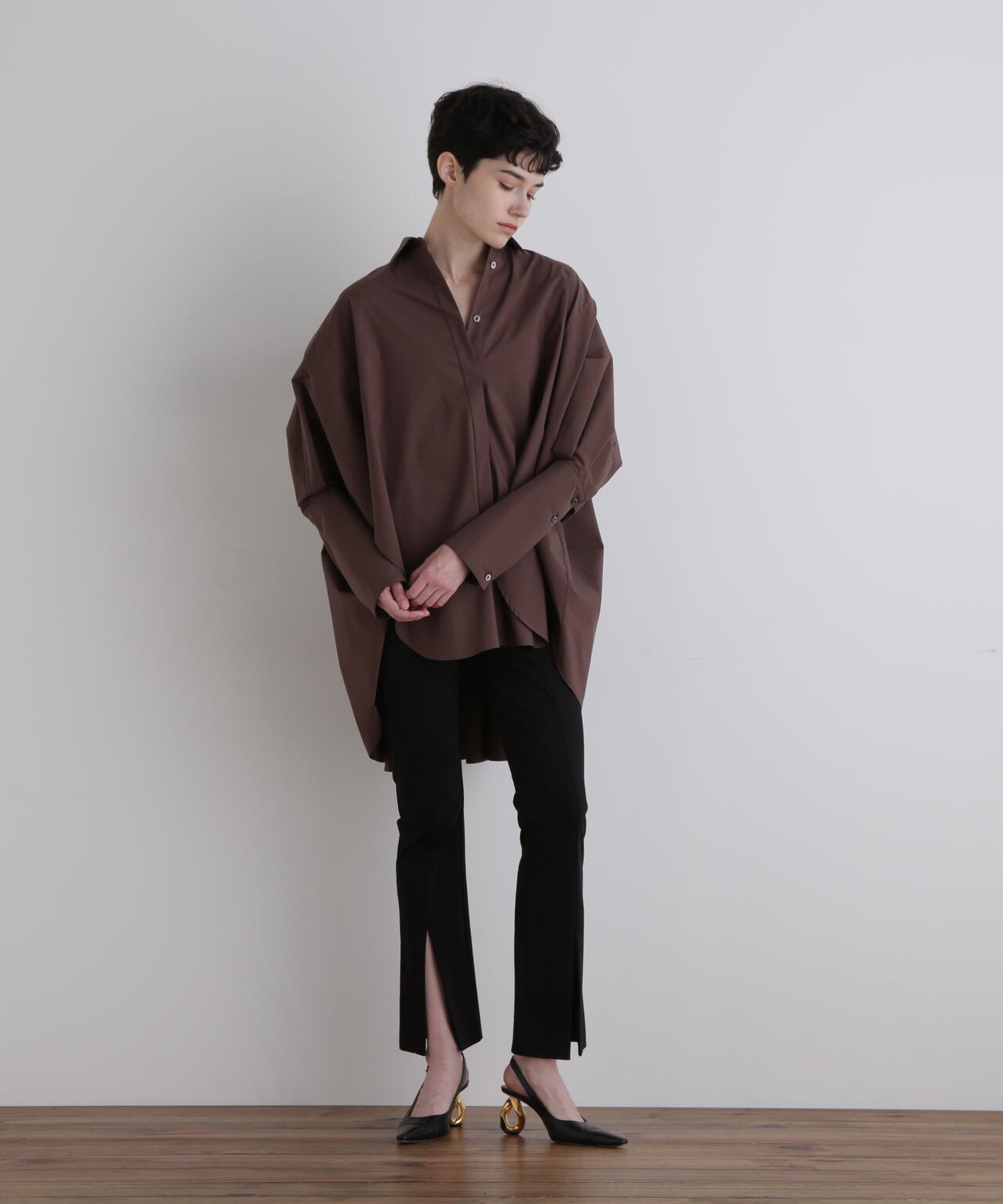 オーバーサイズロングカフスシャツ