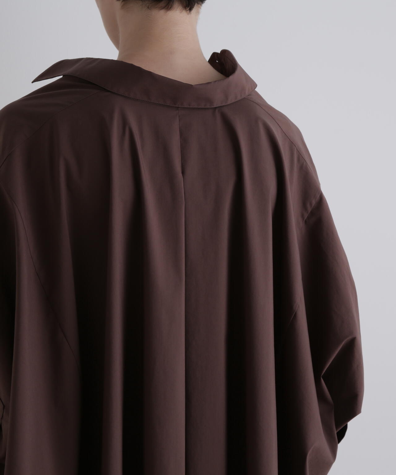 オーバーサイズロングカフスシャツ