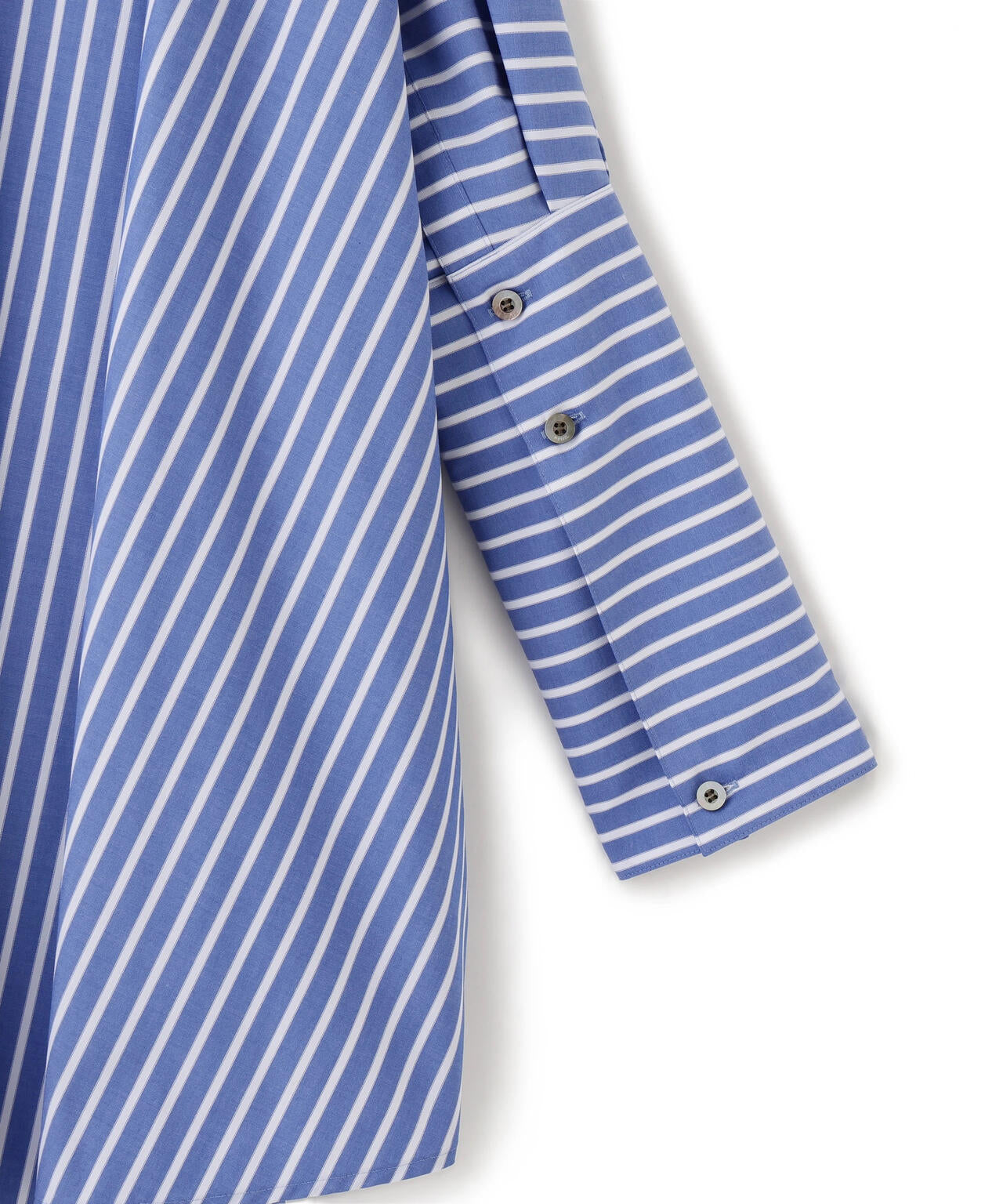 オーバーサイズロングカフスシャツ