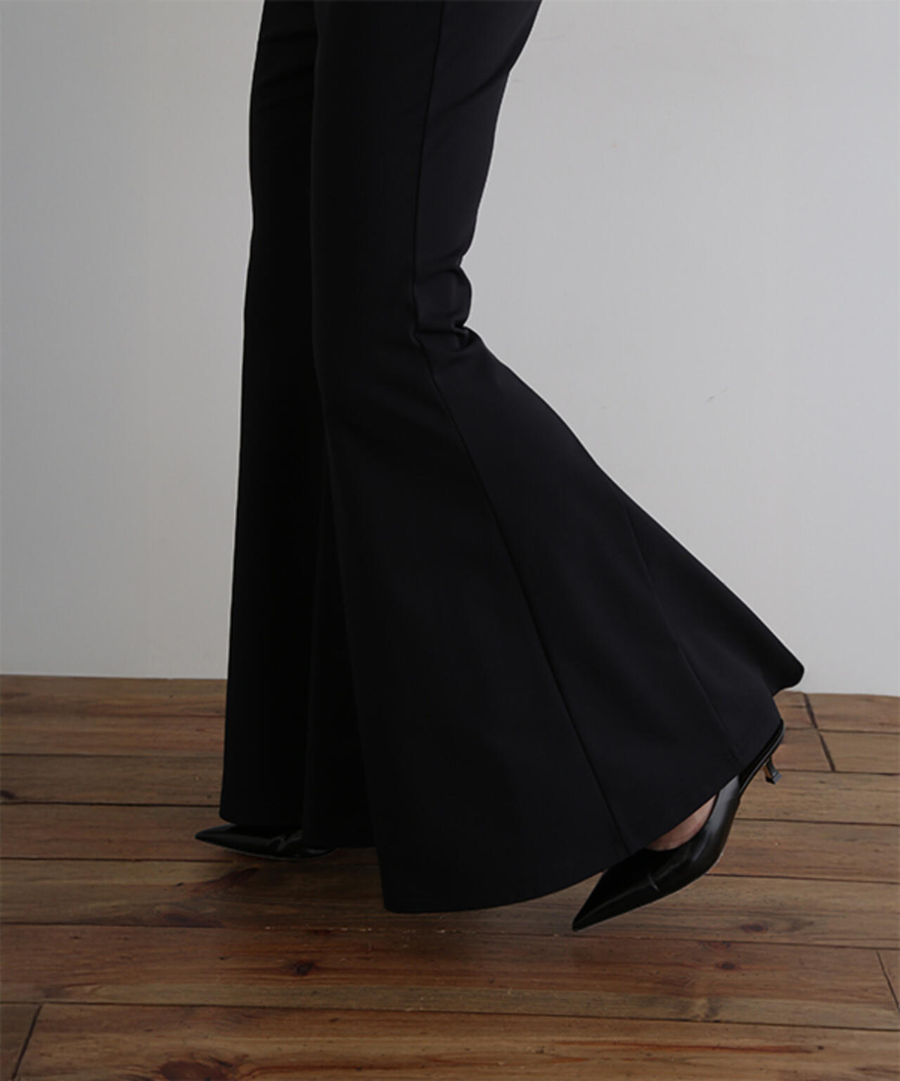 EC限定/00サイズ】ハイストレッチ裏起毛フレアパンツ | LE PHIL（ル