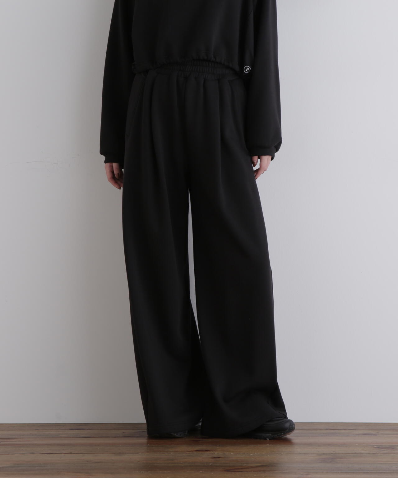 《LE PHIL SPORTS》バック裏毛パンツ