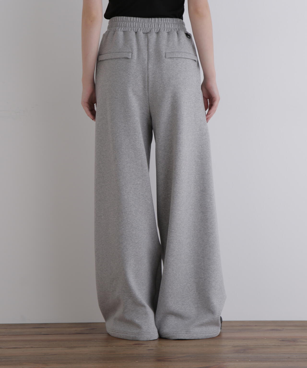 《LE PHIL SPORTS》バック裏毛パンツ