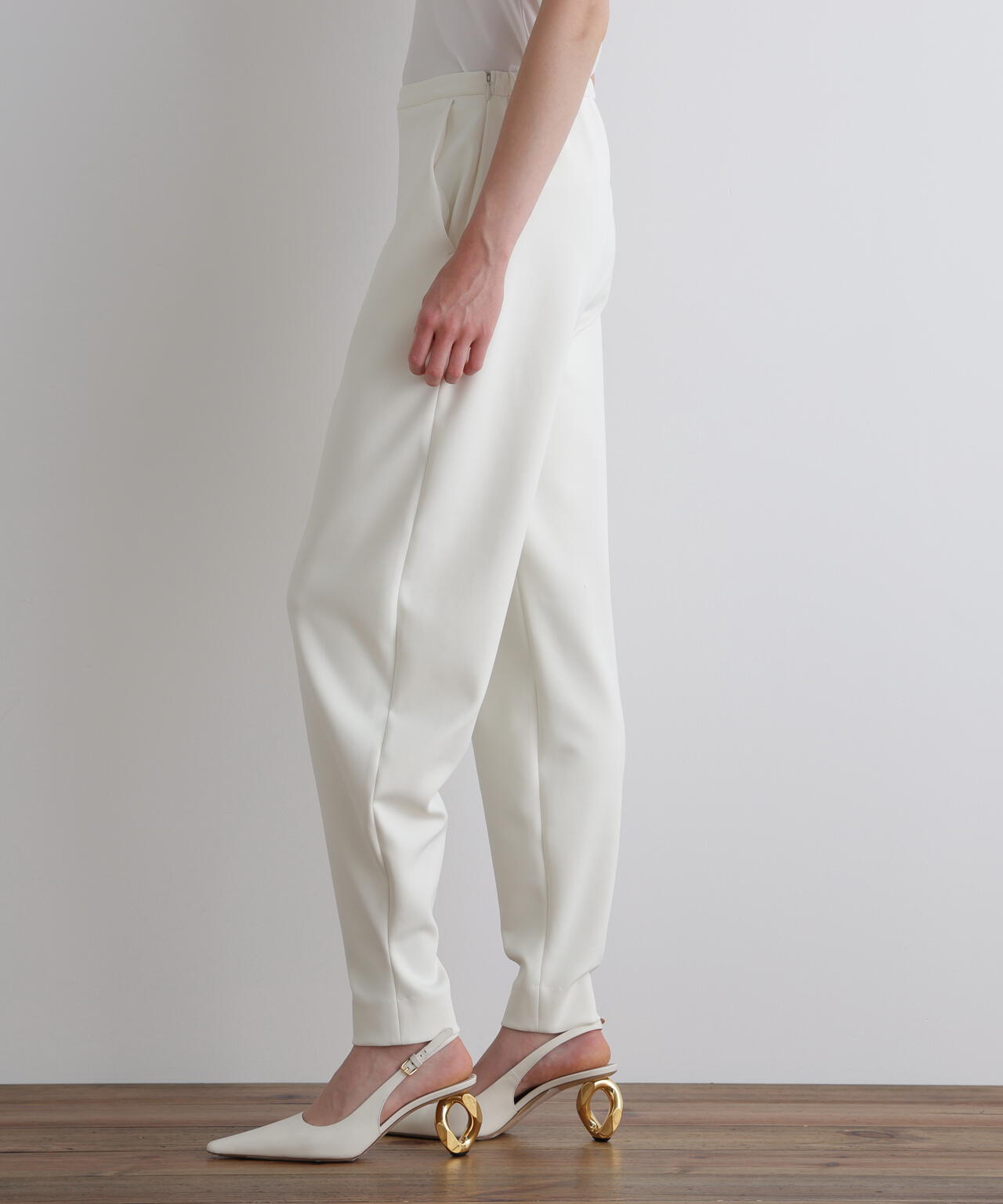 ライトダンボールバレルパンツ