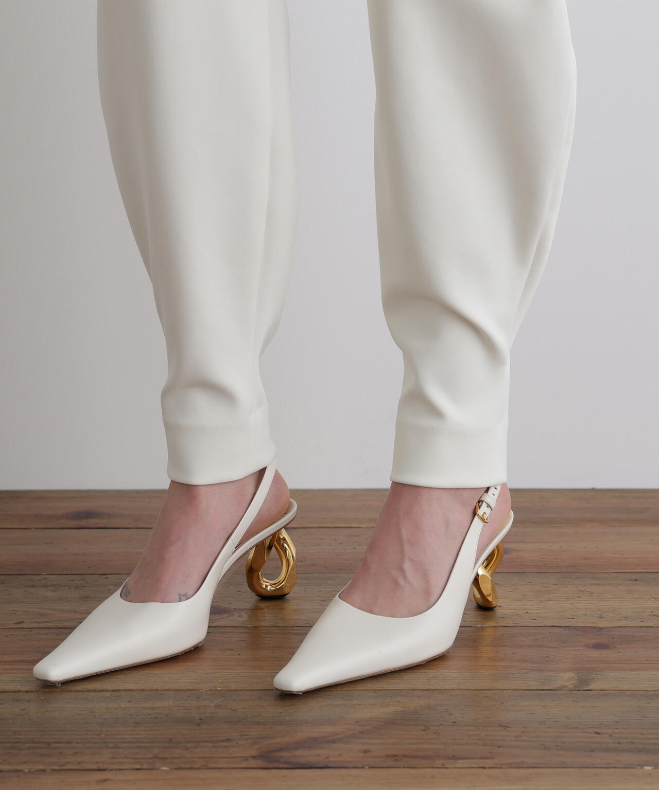 ライトダンボールバレルパンツ