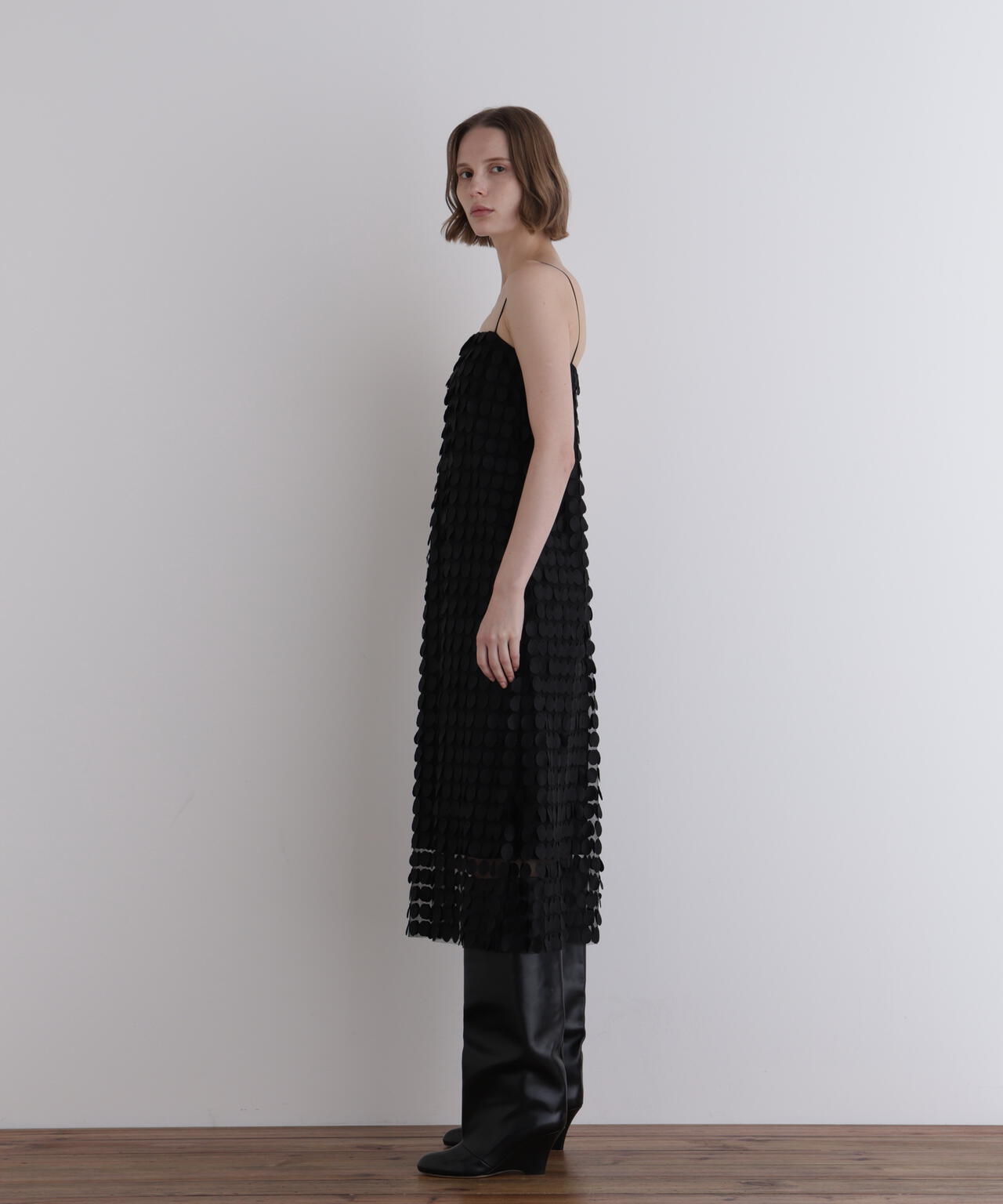 ドットエンブロイダリーレースカップインワンピース | LE PHIL（ル