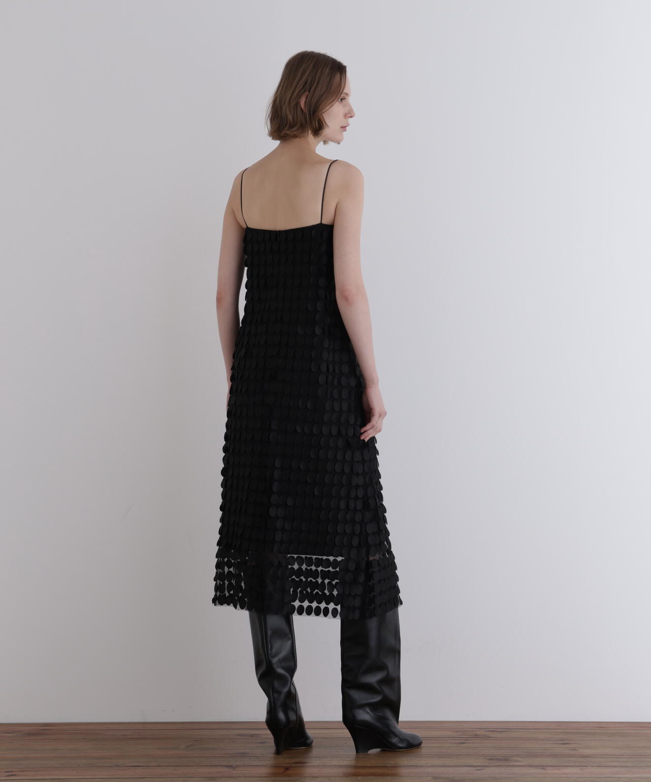 ドットエンブロイダリーレースカップインワンピース