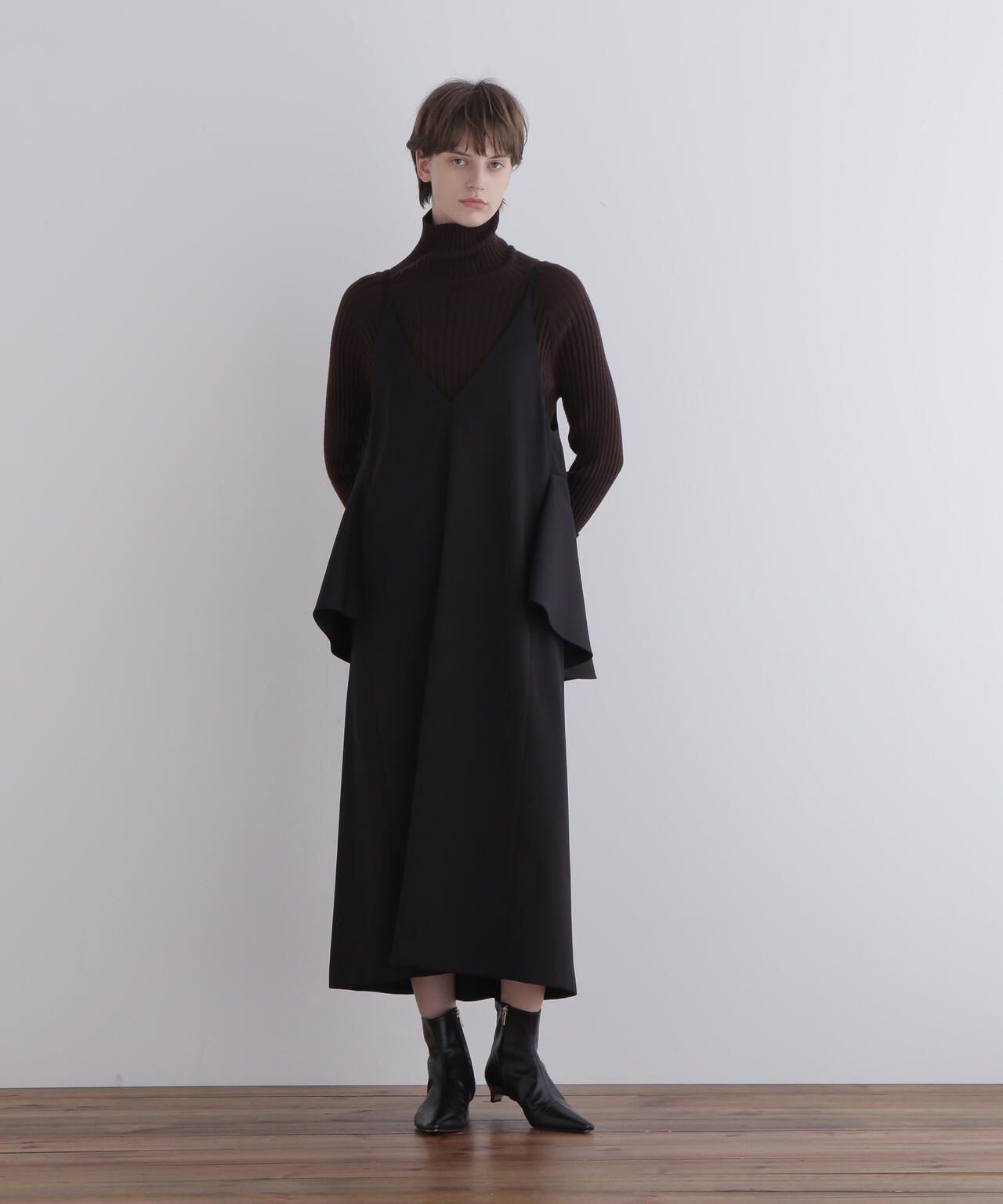 ライトダブルクロスペプラムキャミワンピース | LE PHIL（ル フィル