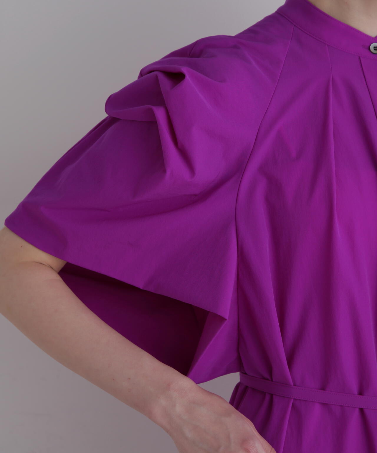 ナイロンストレッチワンピース