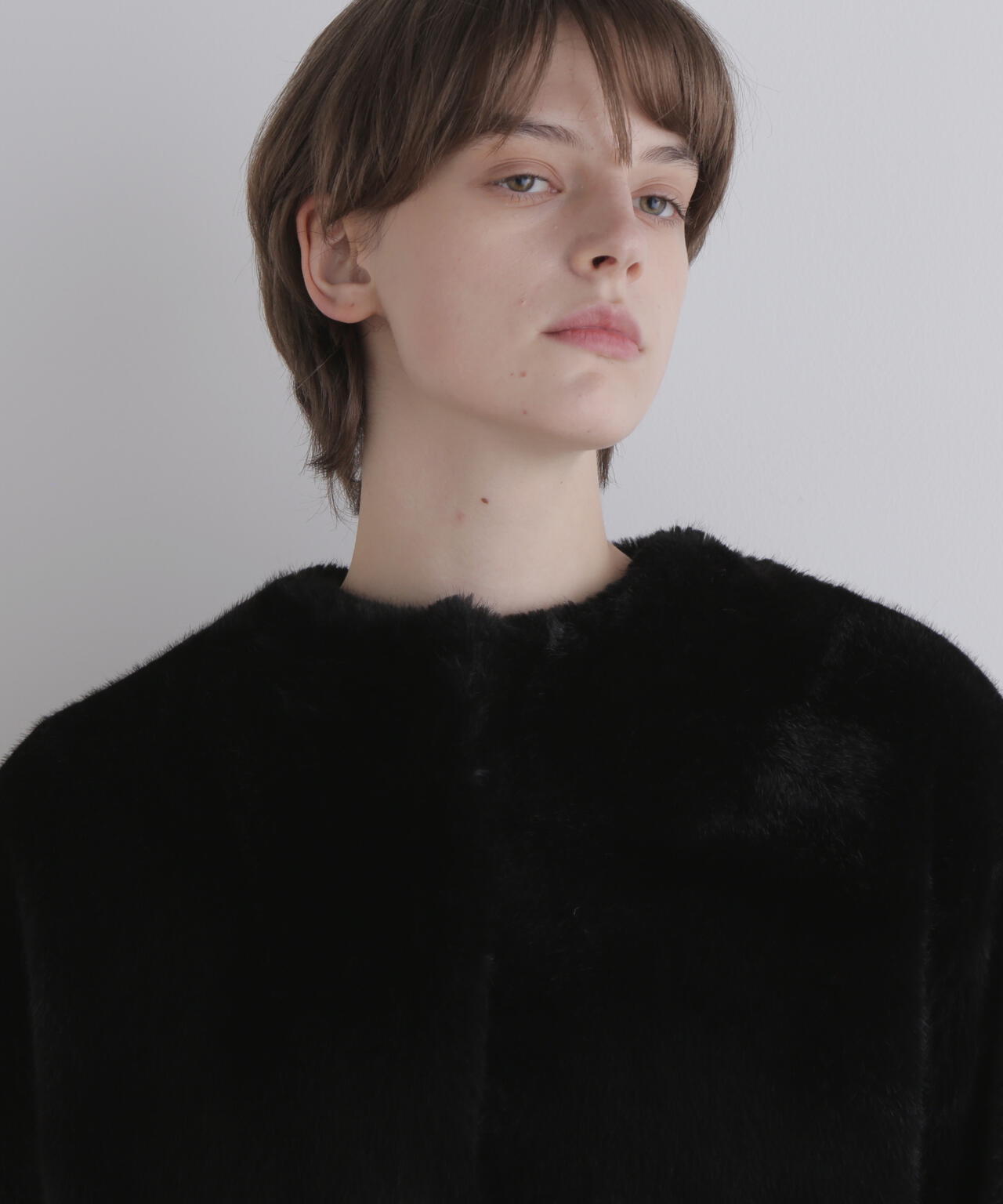 フェイクファーショートジャケット