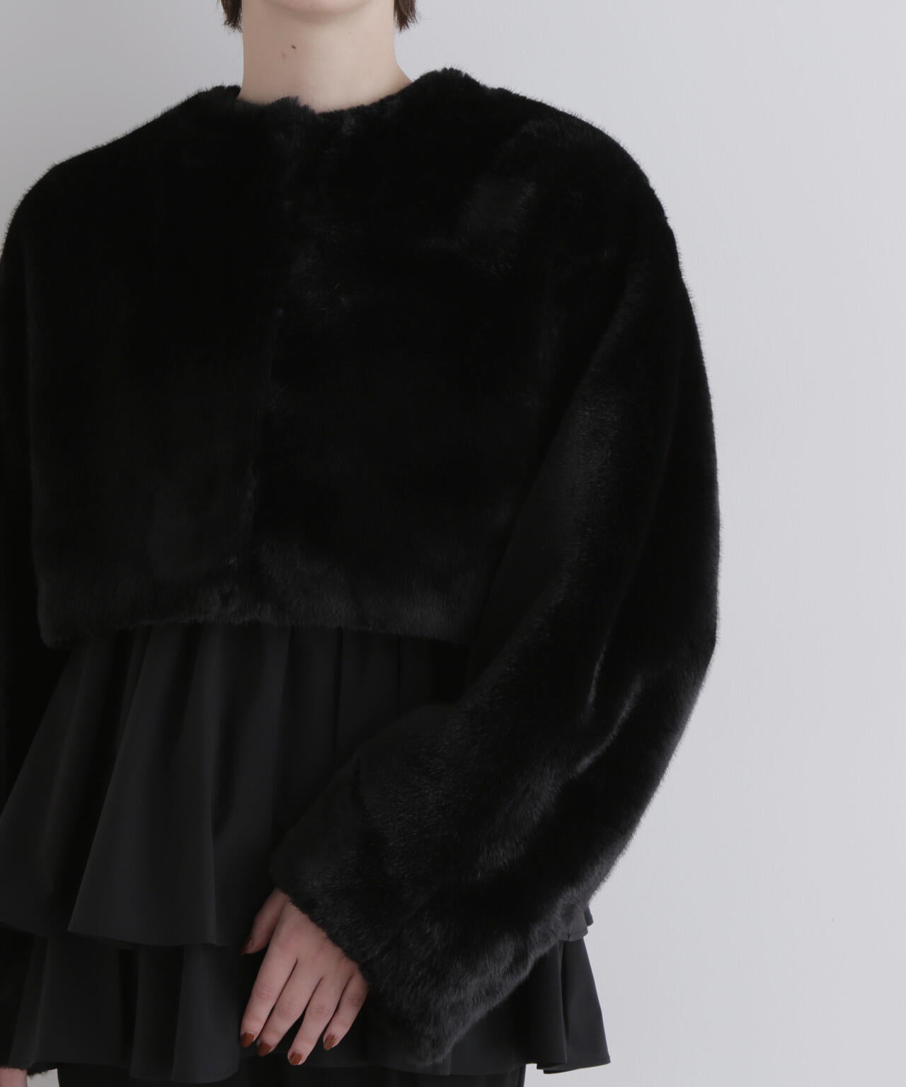 美品✨LE PHIL ライトパッファーコート　ブラック LE PHIL（ルフィル）の「◇ライトパッファーコート（ポンチョ