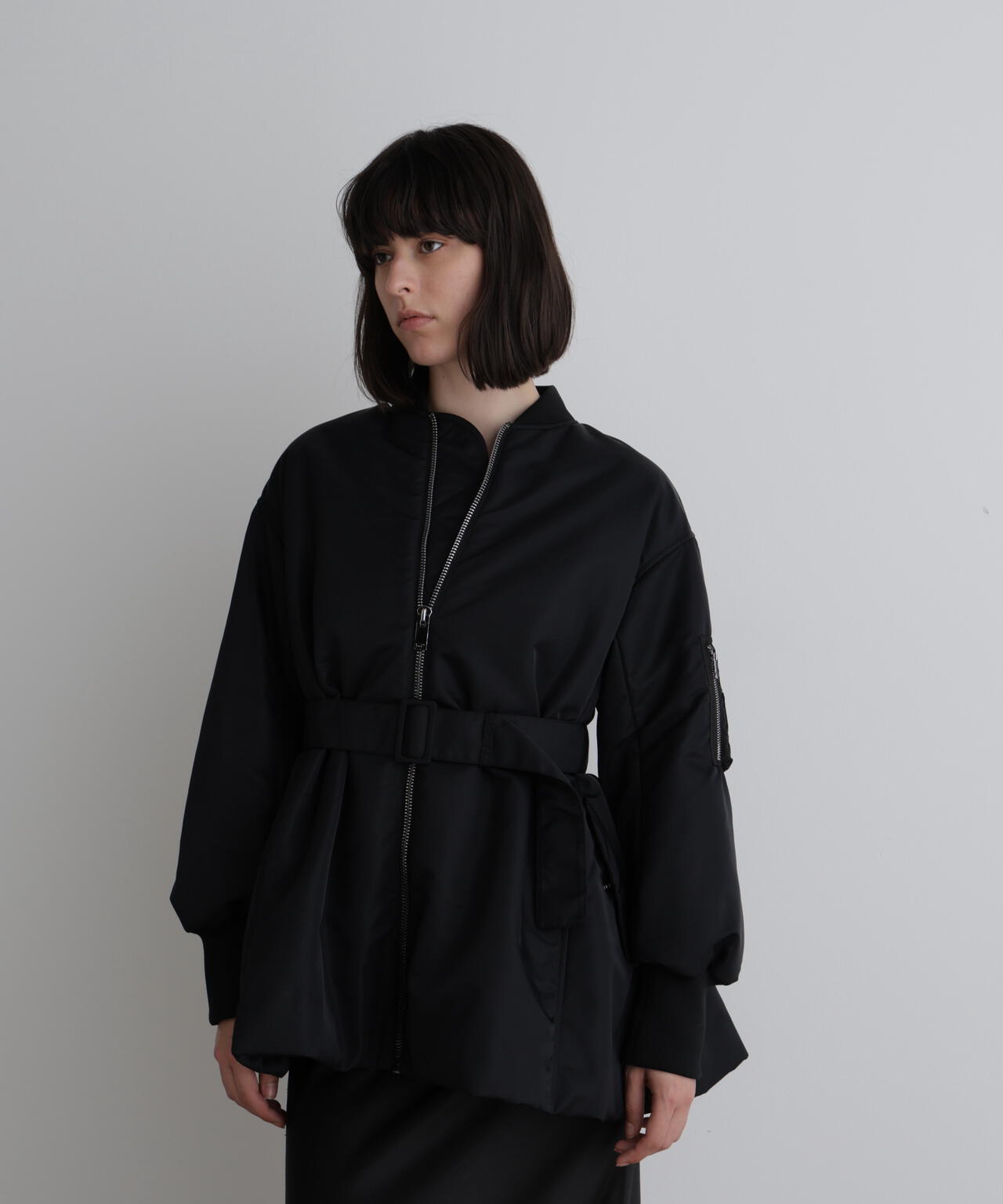 ナイロンウエストベルトパフィージャケット