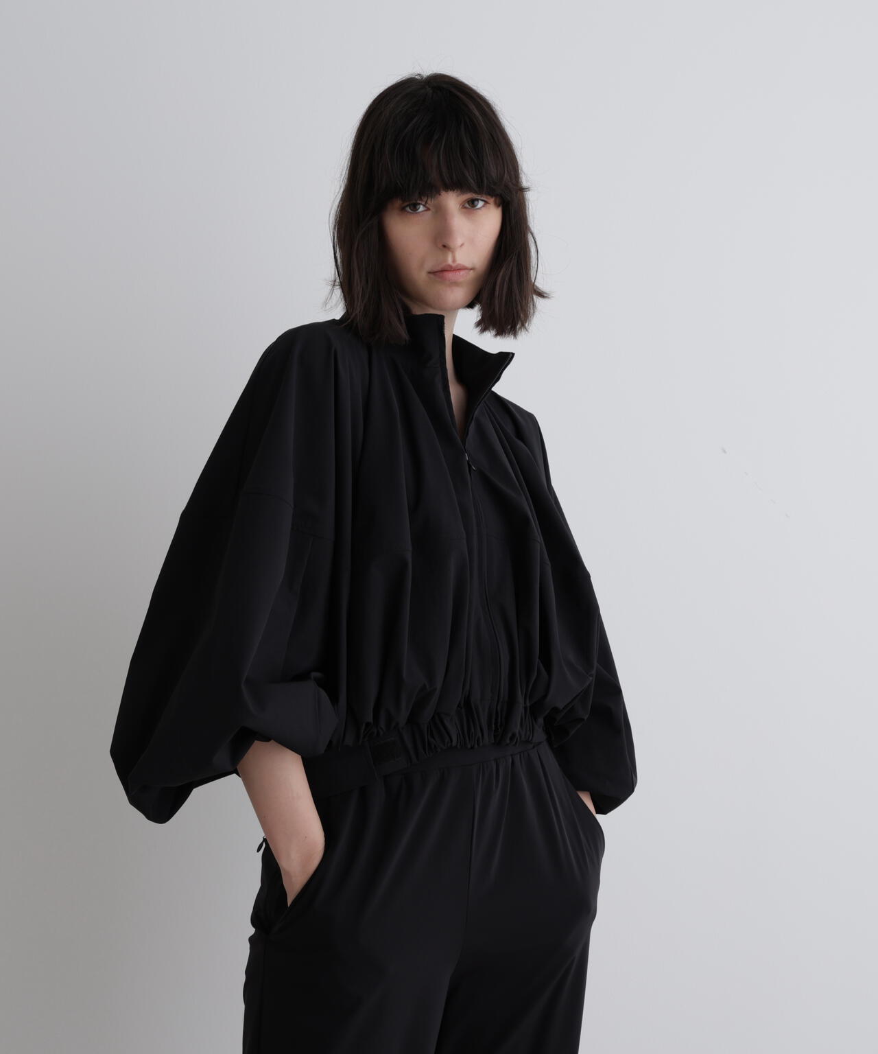 《LE PHIL SPORTS》ナイロンショート丈ブルゾン