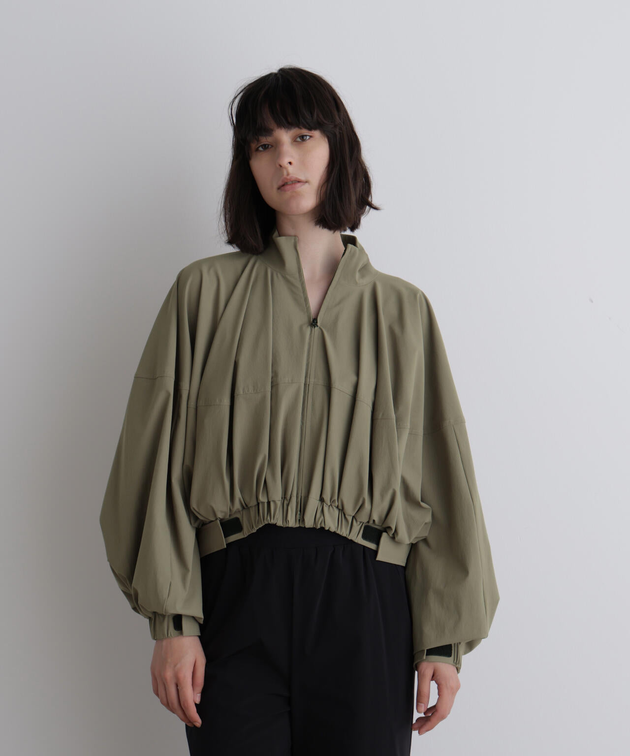 《LE PHIL SPORTS》ナイロンショート丈ブルゾン