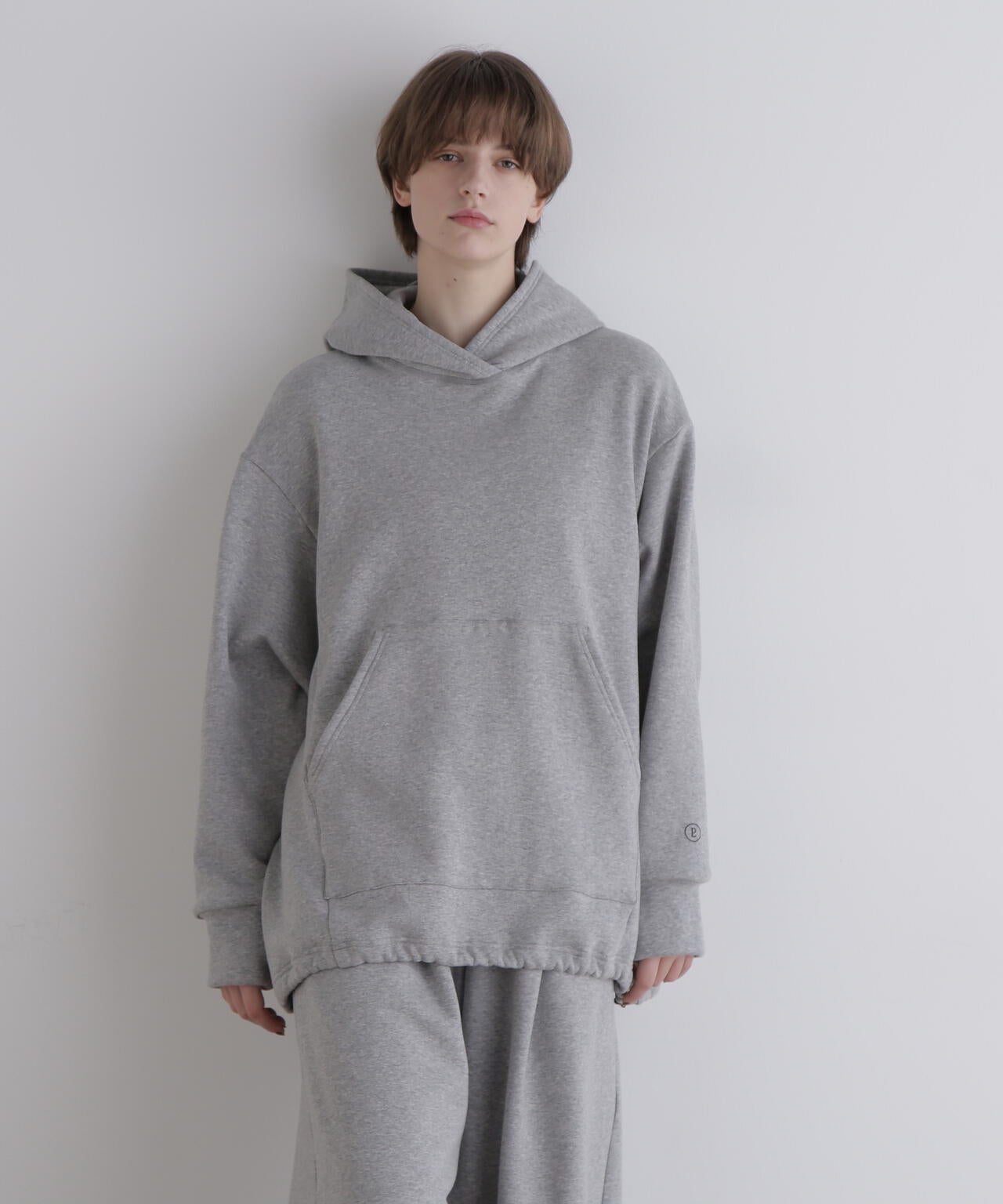 FABIANO FILIPPI フード付きパーカー ⭐︎モニーレ付⭐︎ほぼ未使用 LE PHIL SPORTS》バック裏毛ビッグフーディー | LE PHIL（ル フィル