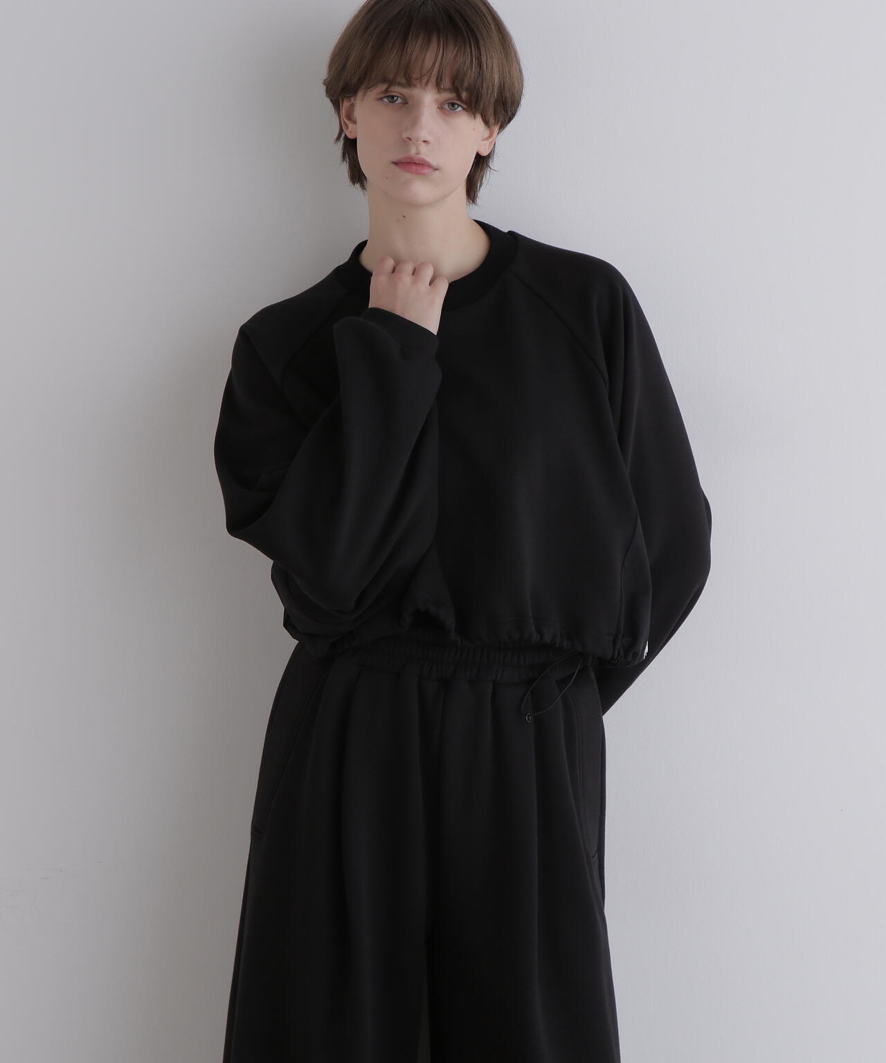 《LE PHIL SPORTS》バック裏毛コンビショートプルオーバー