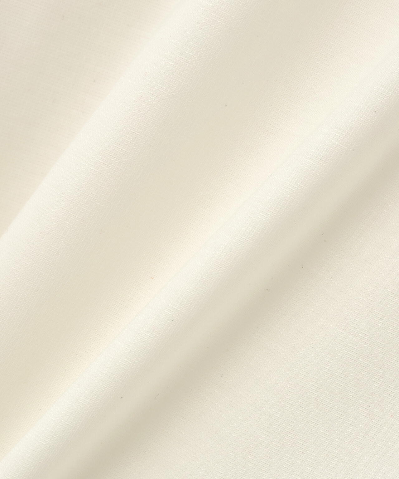 コンパクトポンチVネックプルオーバー