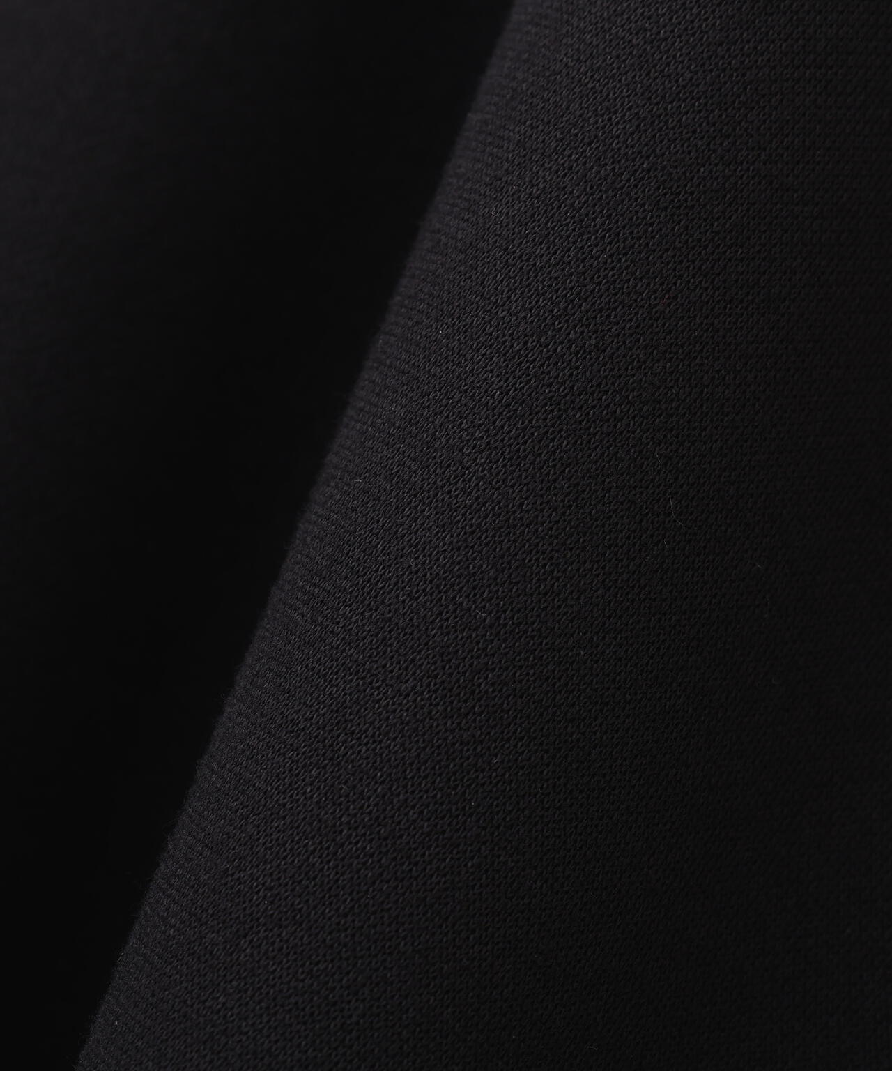 《LE PHIL SPORTS》テックダンボールスタンドカラーブルゾン