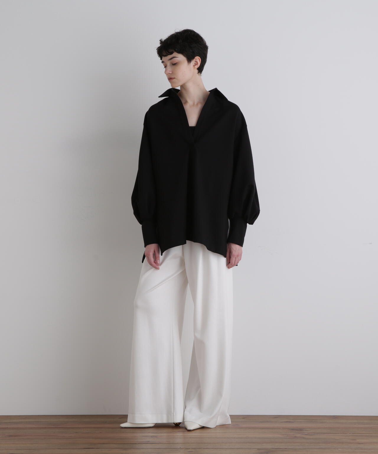 ベビーポンチ袖タックカットソー | LE PHIL（ル フィル