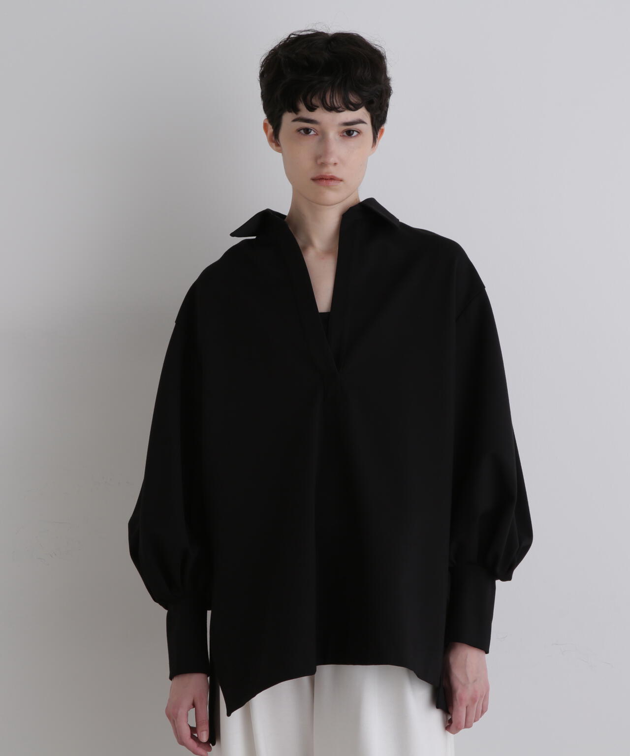 ベビーポンチ袖タックカットソー | LE PHIL（ル フィル