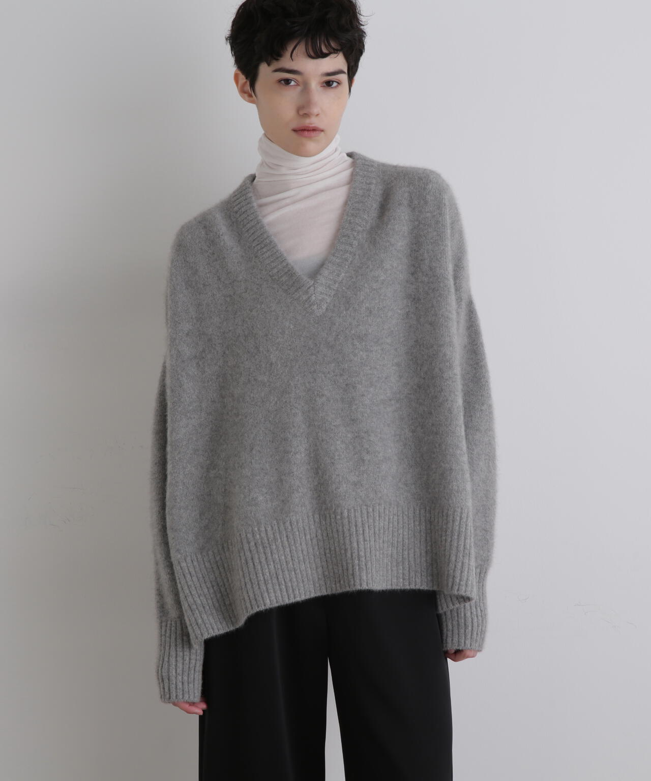 ＦＯＸ混Ｖネックニット