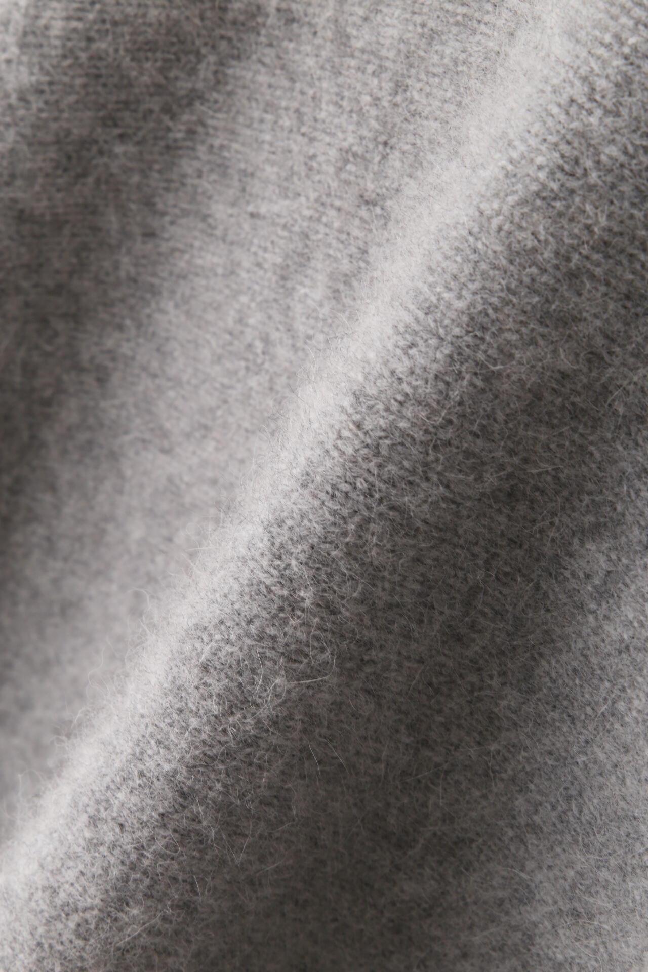 フォックス混ハイネックニット