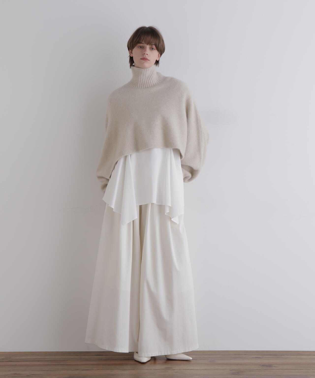 フォックス混ハイネックニット