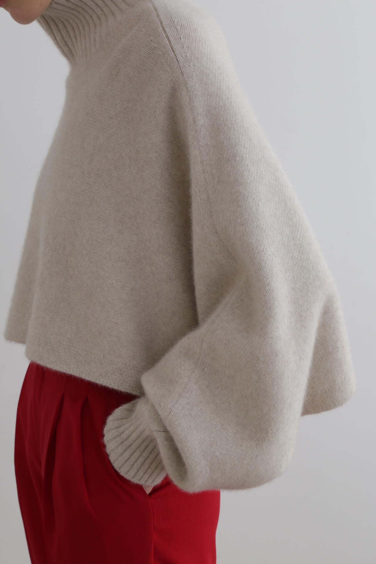 フォックス混ハイネックニット